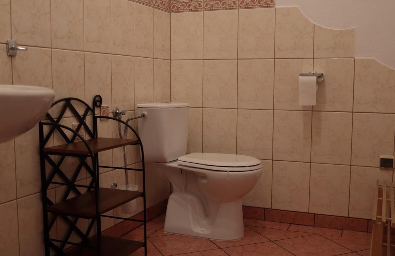 Pokoje W Starym Mlynie Hotel Kudowa Zdroj Luaran gambar