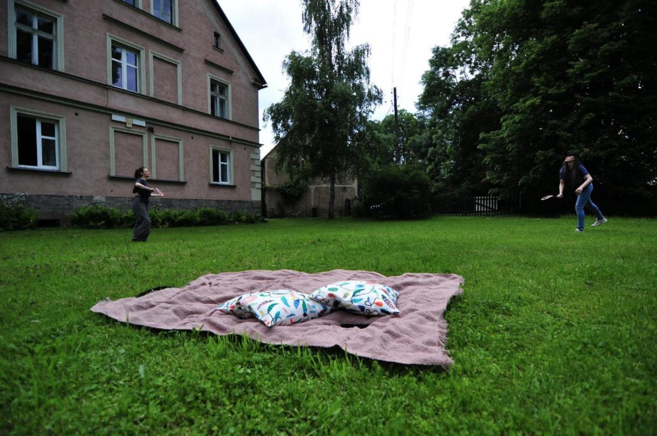 Pokoje W Starym Mlynie Hotel Kudowa Zdroj Luaran gambar